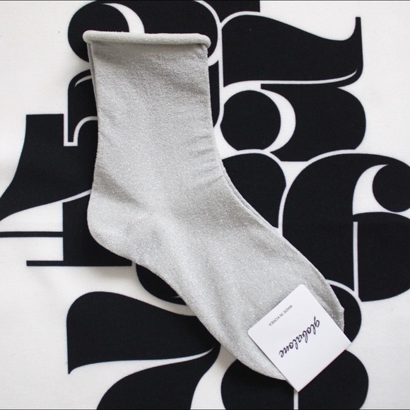 Urban Outfitters Accessories - 🆕 Roll-Up Glimmer Socks- Cream ✨